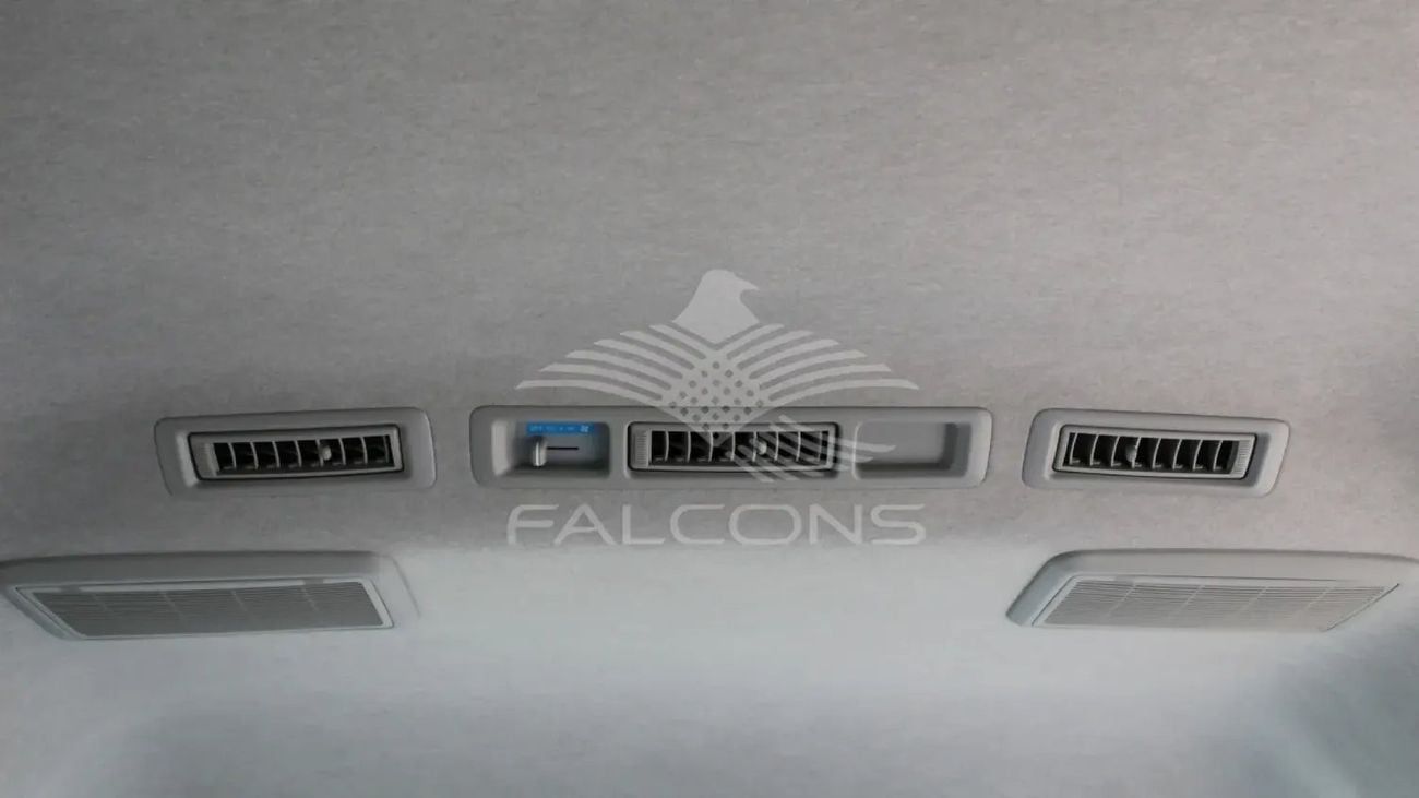 تويوتا هاياس Toyota HIACE D 2.5L M33 GL H R WITH AC , ABS-ALLOY MT