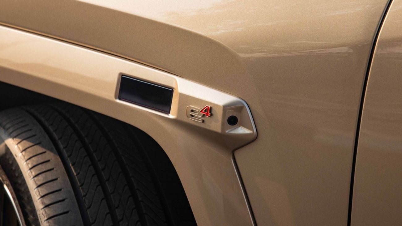 Yangwang U8 LWB DM-i U8L DINGSHI EDITION | 2025 | For Local Registration +10%