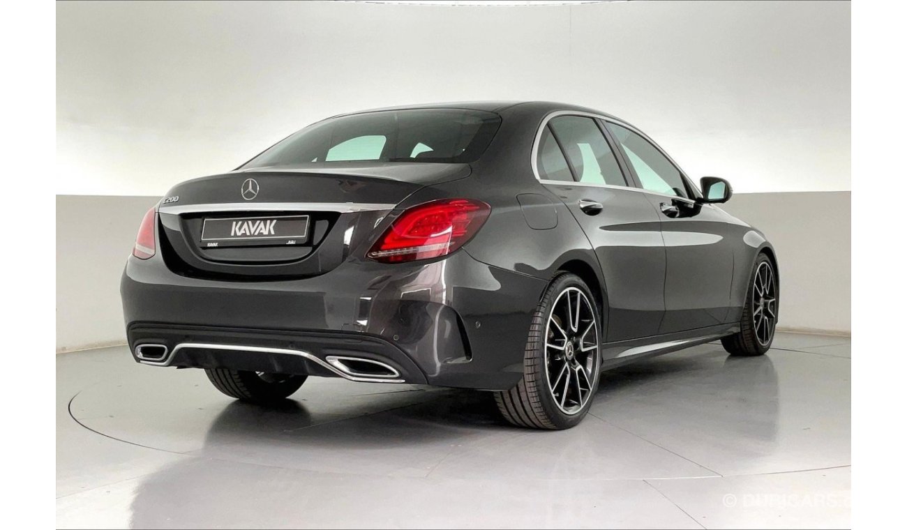 مرسيدس بنز C200 Premium (AMG Line) | سنة ضمان مجانية | نسبة التمويل 1.99% | خالية من أضرار الفيضانات