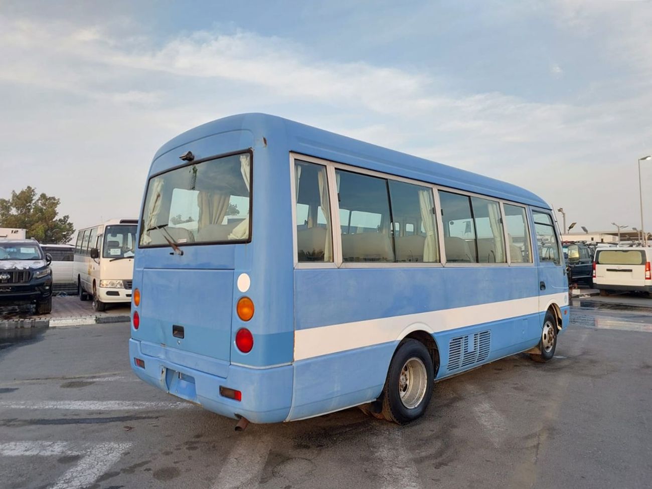 Mitsubishi Rosa (RAMADAN OFFER) MITSUBISHI ROSA BUS RHD 1998 MODEL 5.2 L DIESEL MANUAL(PM00311)