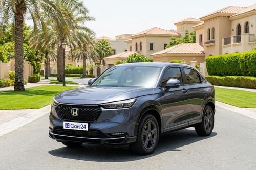هوندا HRV EX كارس24 هي سوق ضخم للسيارات المستعملة موثوق ومضمون ٪كارس24 هي سوق ضخم للسيارات المستعملة موثوق ومضمون