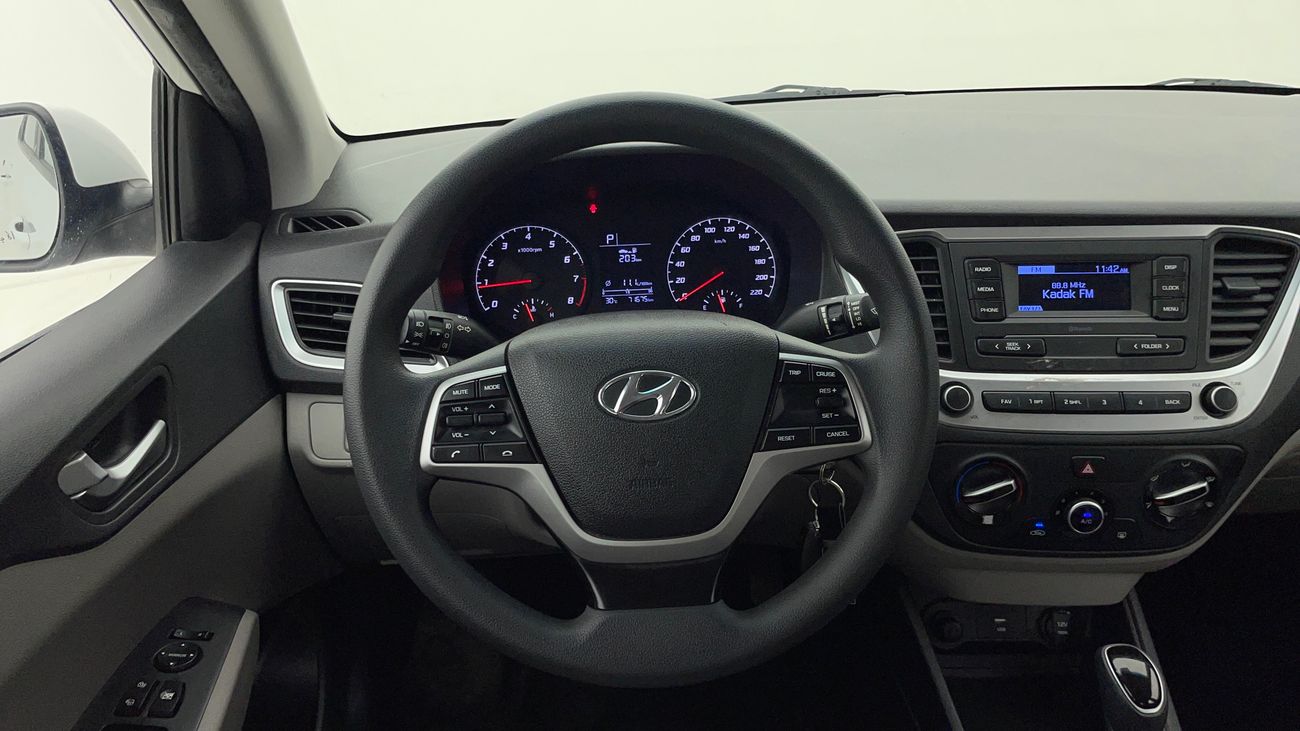 Hyundai Accent SMART 1.6 | Zero Down Payment | Home Test Drive