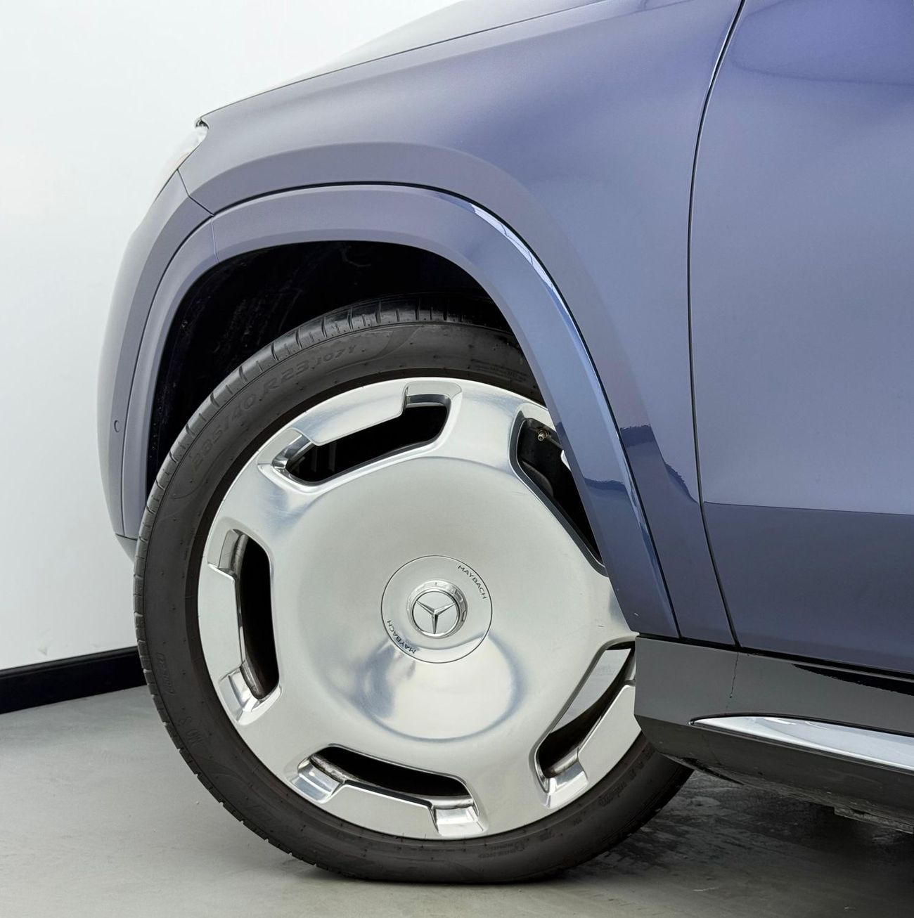 مرسيدس مايباخ gls600 مايباخ 2024 Mercedes Maybach GLS600, Warranty, Very Low Km, Executive Seats, Excellent Condition