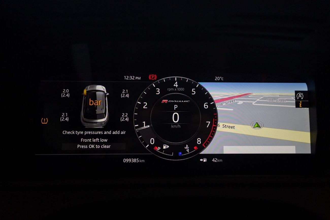 Land Rover Range Rover Velar GL Range Rover Velar R-Dynamic SE 2019 GCC | Warranty