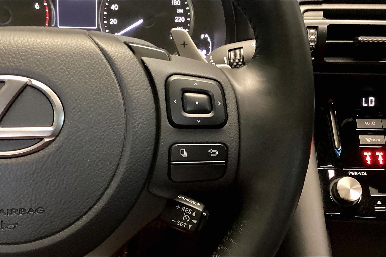 Lexus IS300 Premier | Guaranteed Warranty | 0 Down Payment