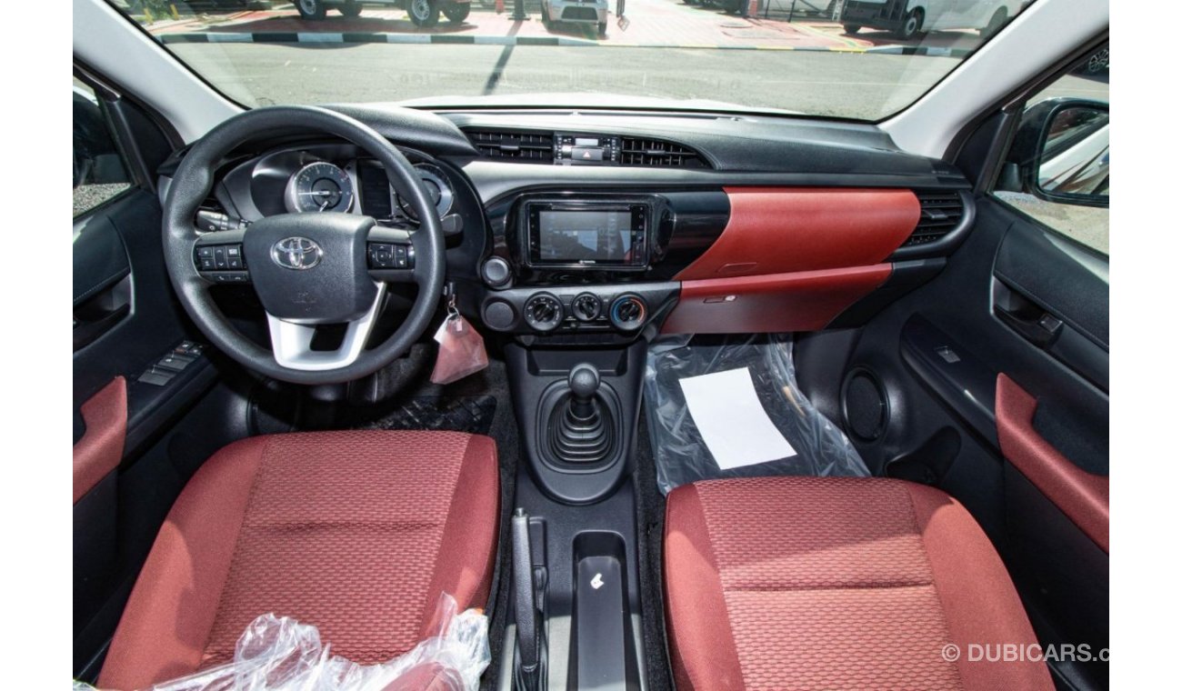 Toyota Hilux TOYOTA HILUX 2.4L 2022 GLX BSC(i) 4X2 D/C M/T DSL