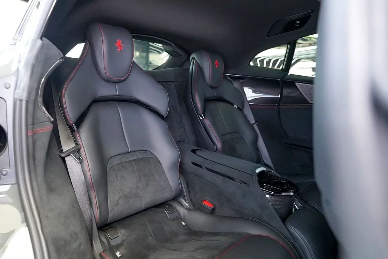 Ferrari Purosangue STD