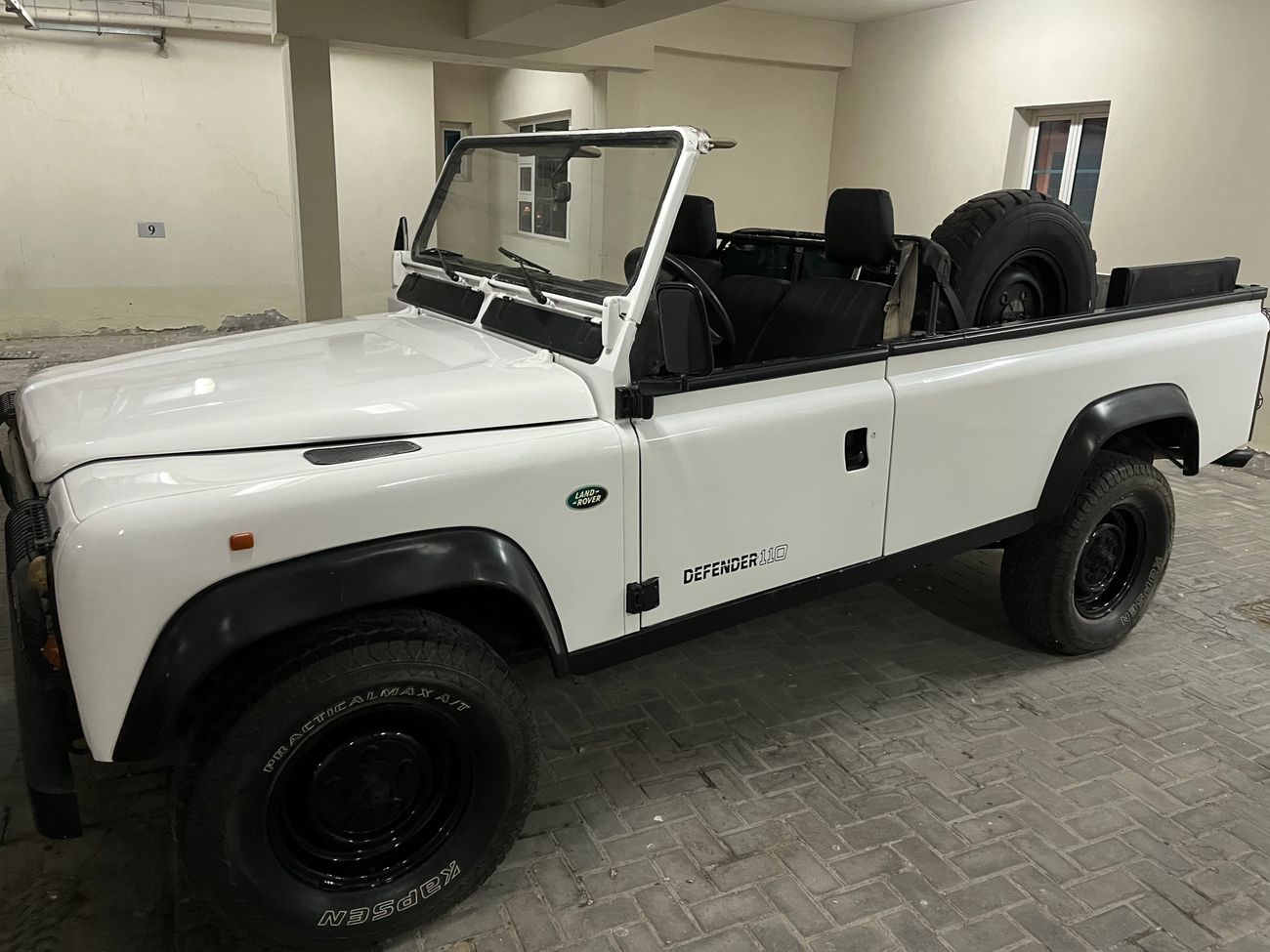 Land Rover Defender