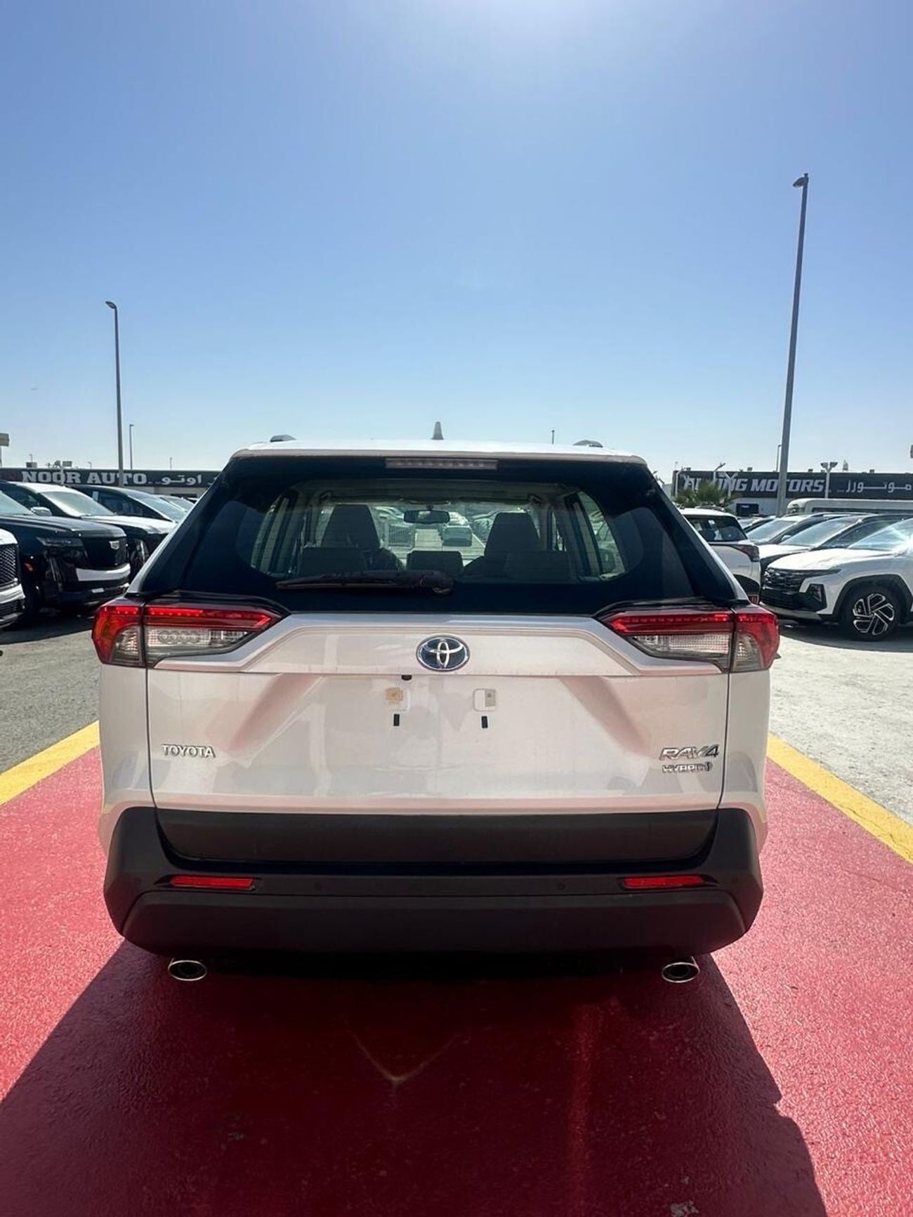 تويوتا راف ٤ 2.5L XLE Hybrid