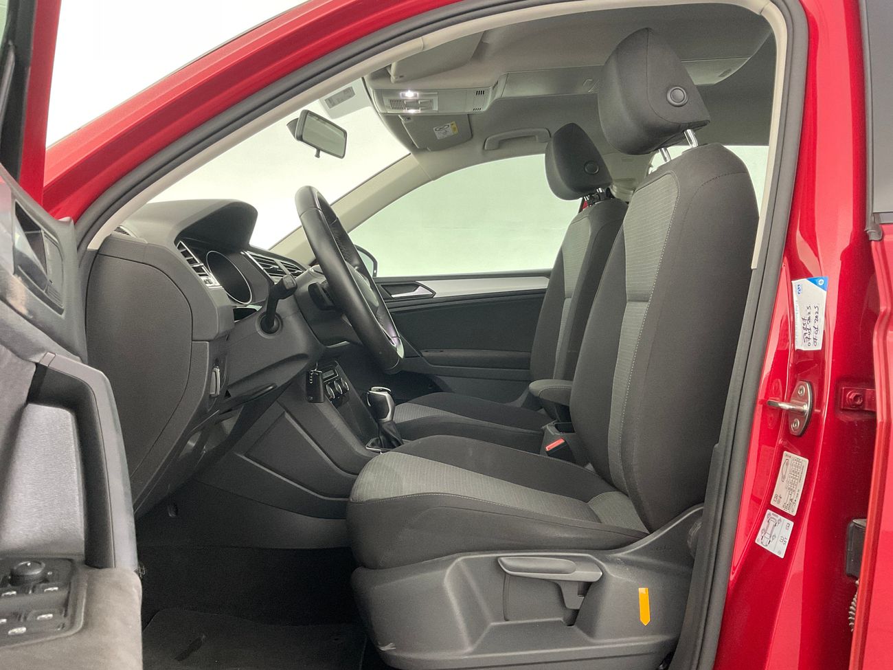 فولكس واجن تيجوان Trend | شامل الضمان | 0 ﺪﻔﻋﺓ ﺃﻮﻟﻯ