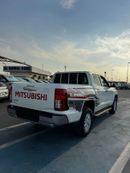 Mitsubishi L200 GL Double Cab Petrol 2.4L Mitsubishi L200 2.4L Full Option EXPORT ONLY!!!
