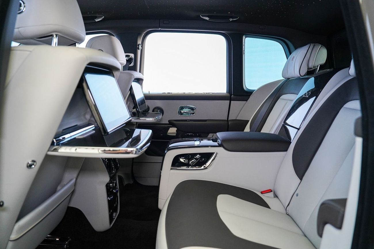 Rolls-Royce Cullinan BLACK BADGE