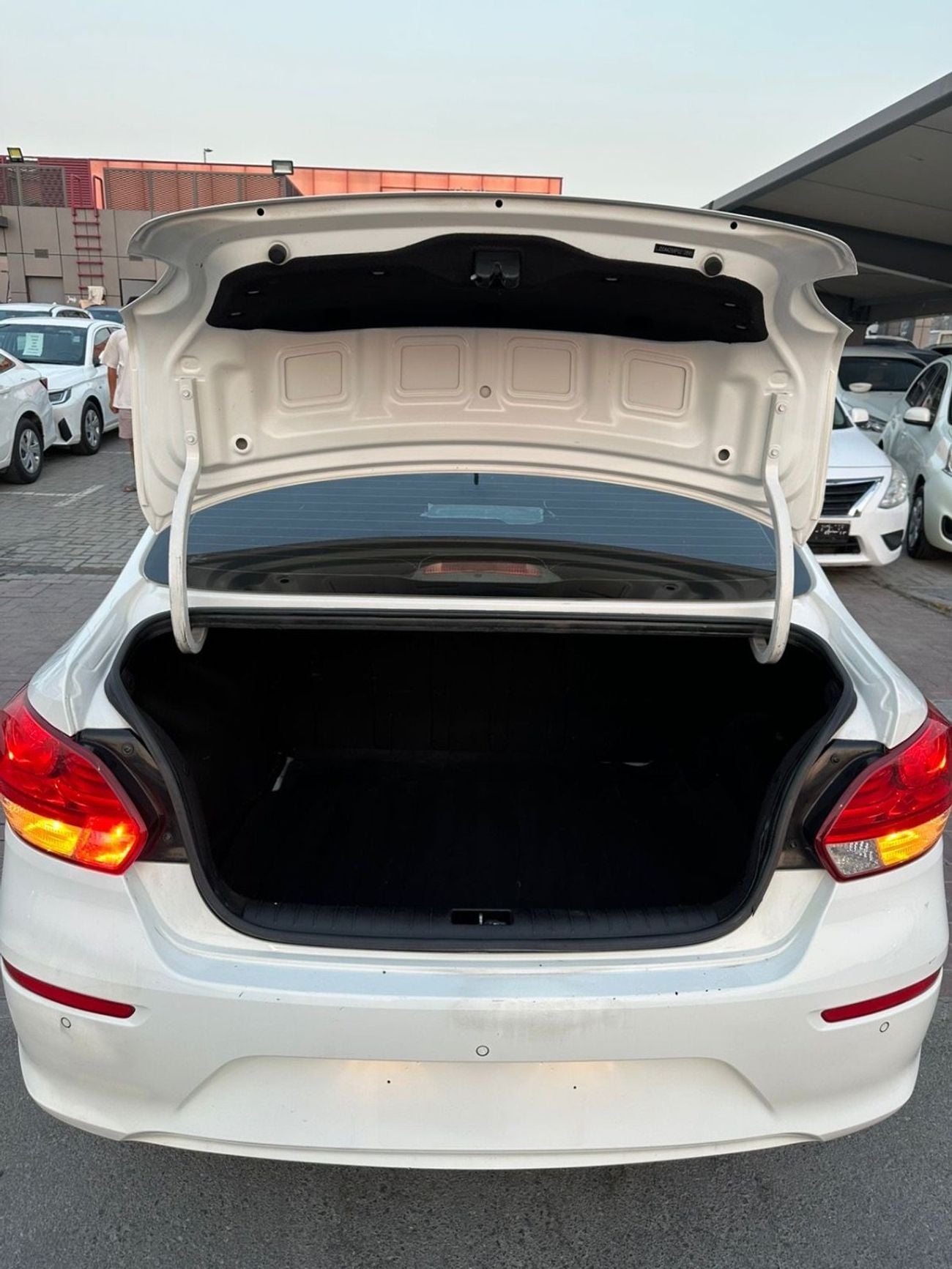 Kia Pegas EX