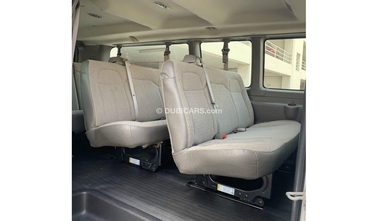 GMC Savana EXCELLENT CONDITION - PASSENGER VAN