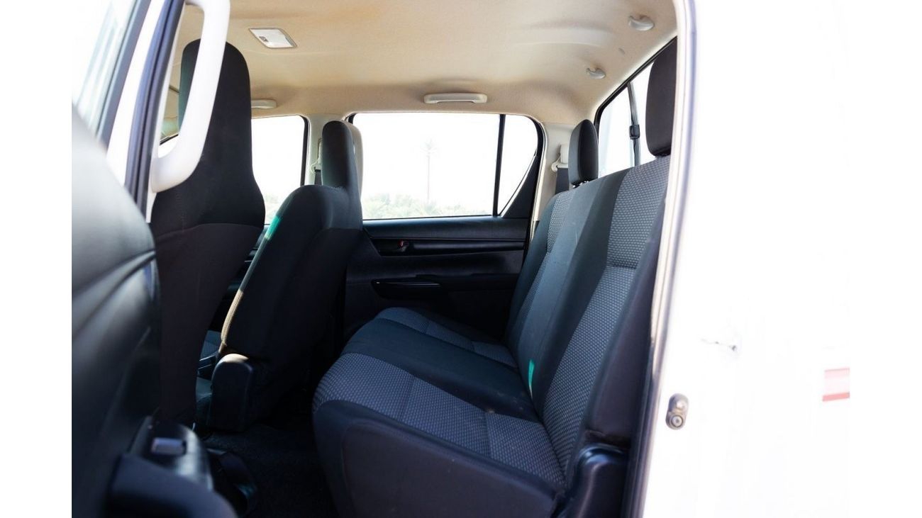 تويوتا هيلوكس DLX 2023 Double Cabin Pick Up 2.4L Diesel - M/T - GCC - Like New Condition - Book Now