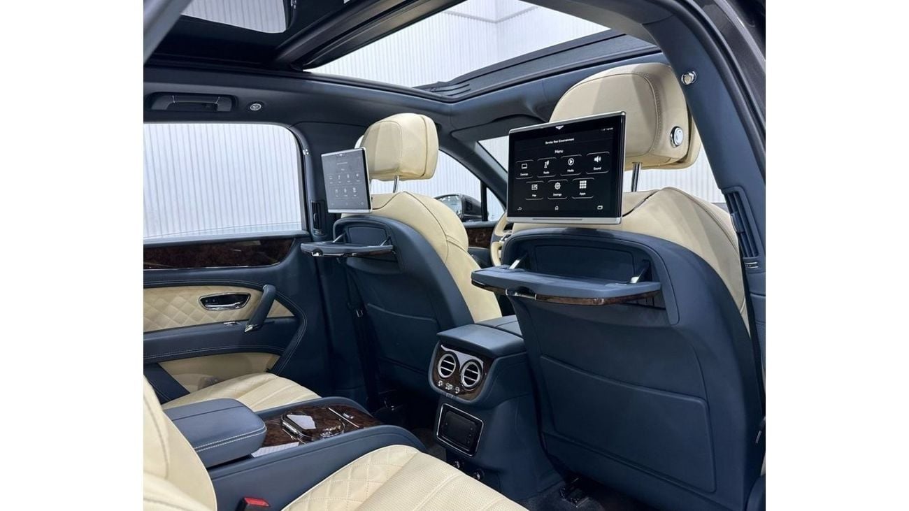 Bentley Bentayga 2017 Bentley Bentayga First Edition W12, Warranty, Full Bentley Service History, Full Options, GCC