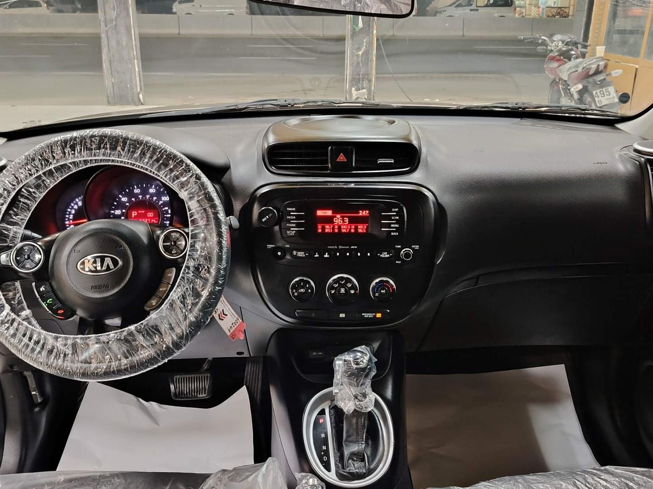 كيا سول LX 1.6L