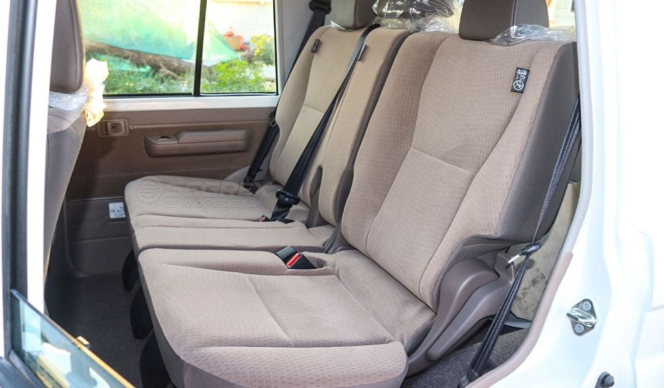 تويوتا لاند كروزر 70 2025 Model Toyota Land Cruiser Hardtop LC76, 2.8L Diesel 4WD 5M/T