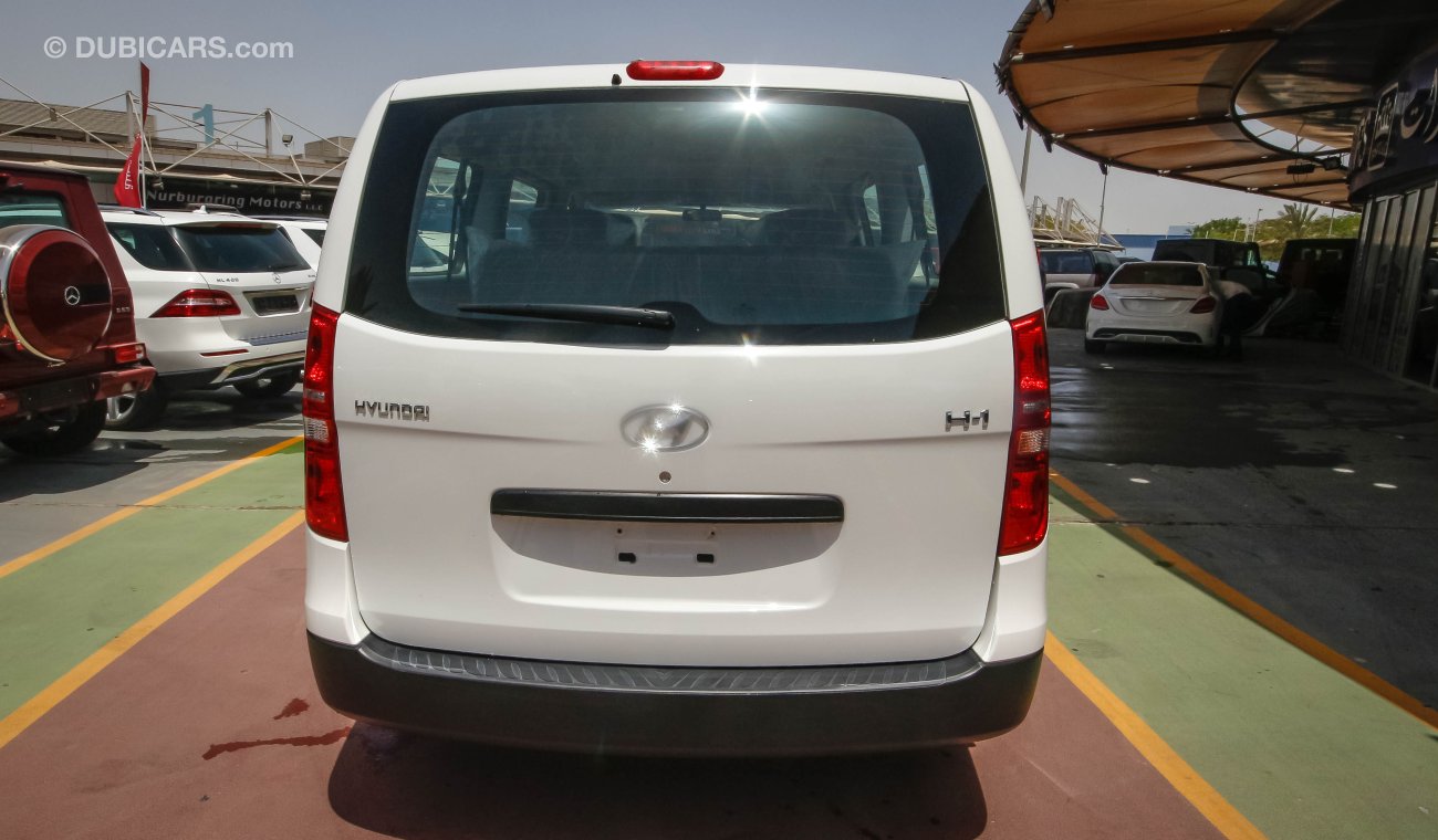 Hyundai H-1