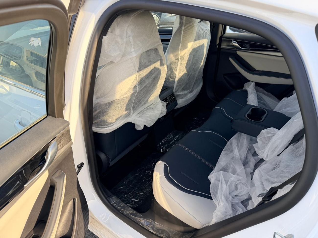 بي واي دي كين بلاس STD DMi PHEV AUTOMATIC TRANSMISSION ( FOR RE-EXPORT ONLY )