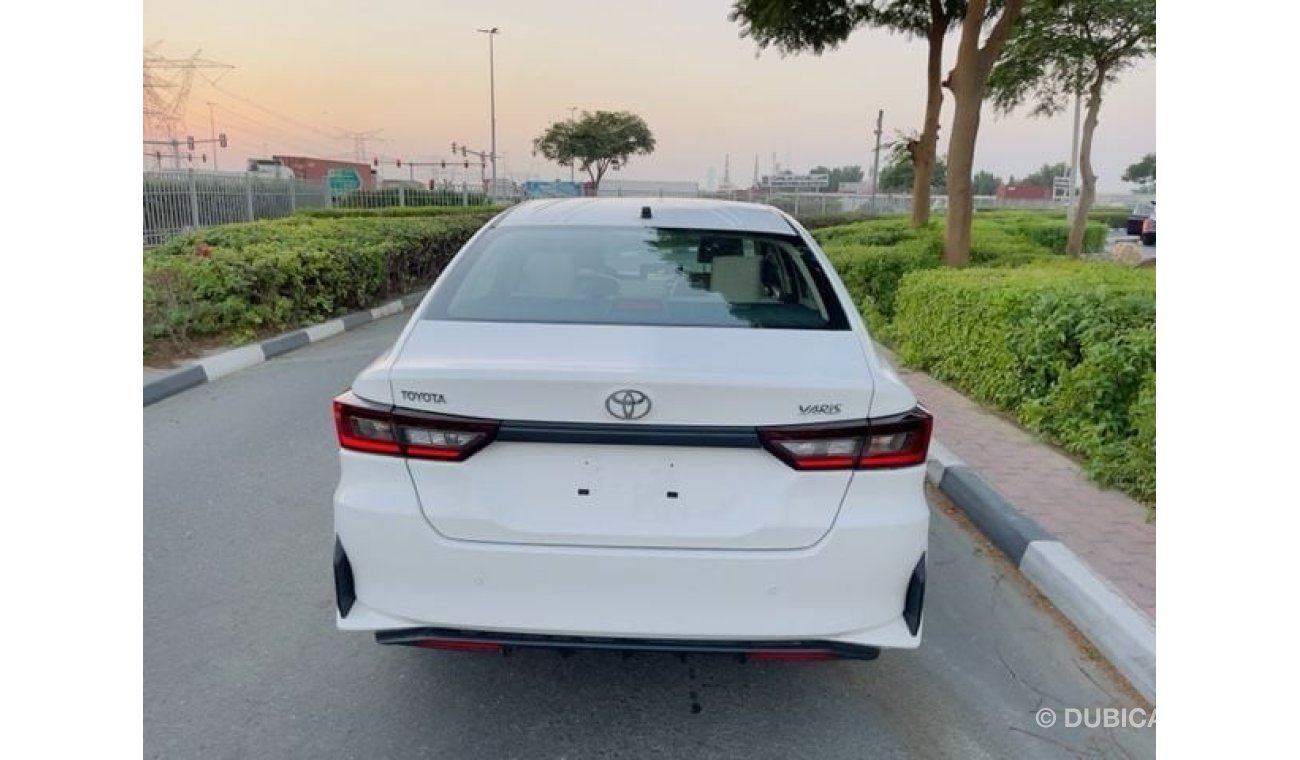 تويوتا يارس Toyota Yaris 1.5L Sedan Mid option Automatic (2023 Model)