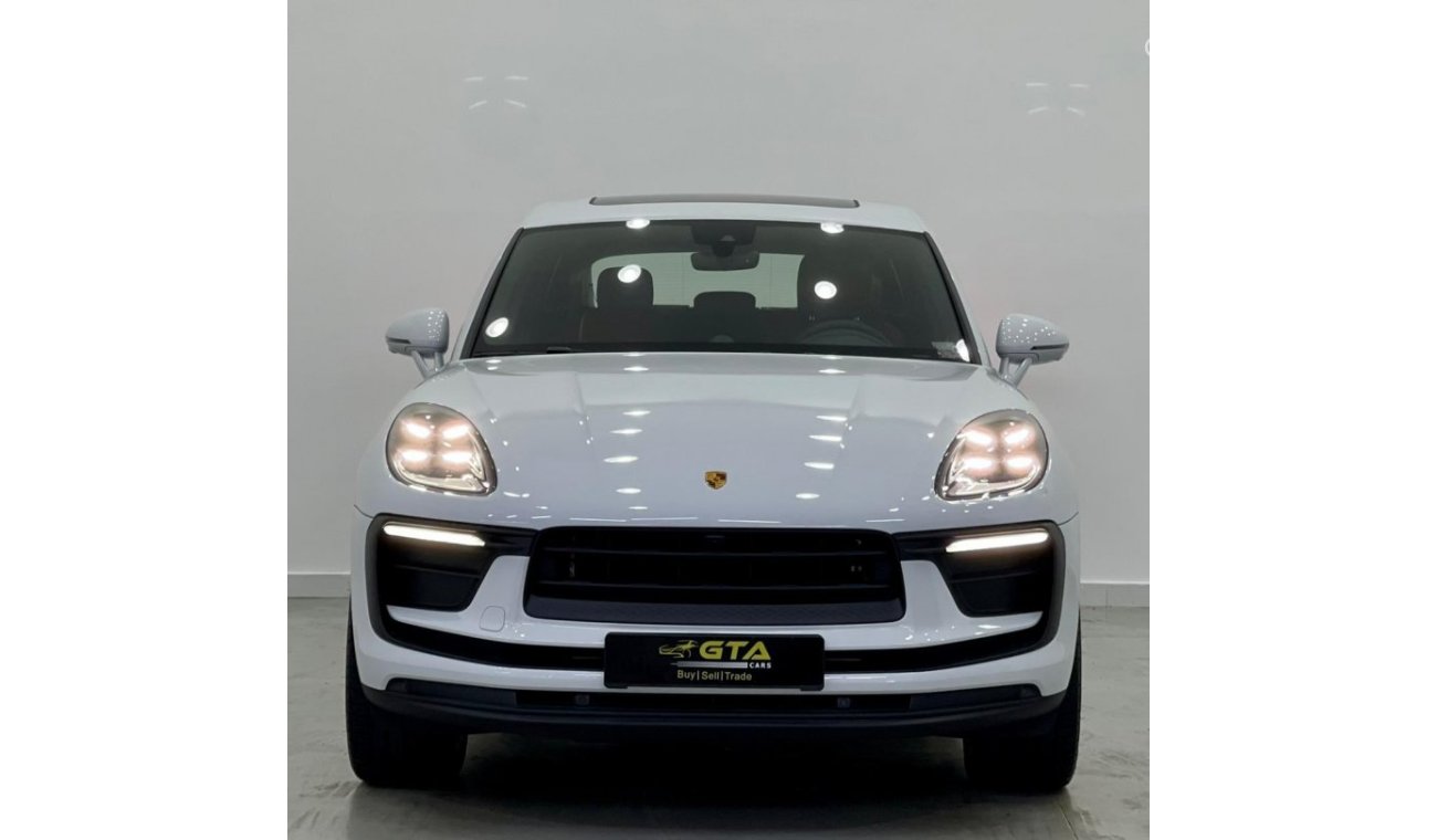 Porsche Macan 2023 Porsche Macan, ( Like Brand New ), 10/2024 Porsche Warranty, GCC