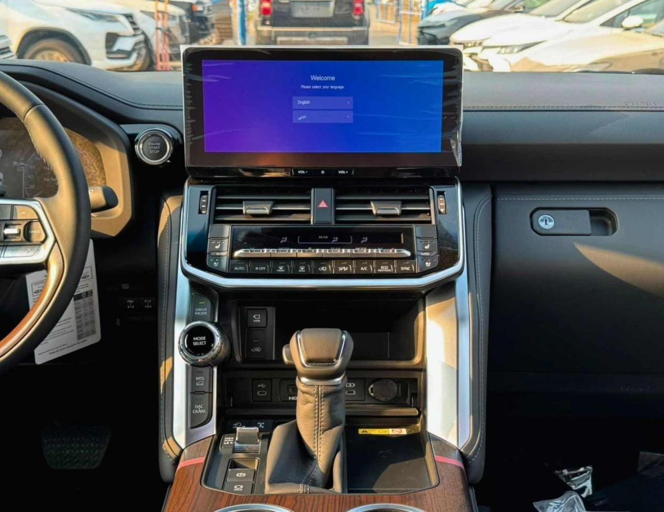 Toyota Land Cruiser VX 3.3L DIESEL TT || REAR ENTERTAINMENT SCREEN / BIG DVD / RADAR / JBL SPEAKERS (CODE # LCDVXS)