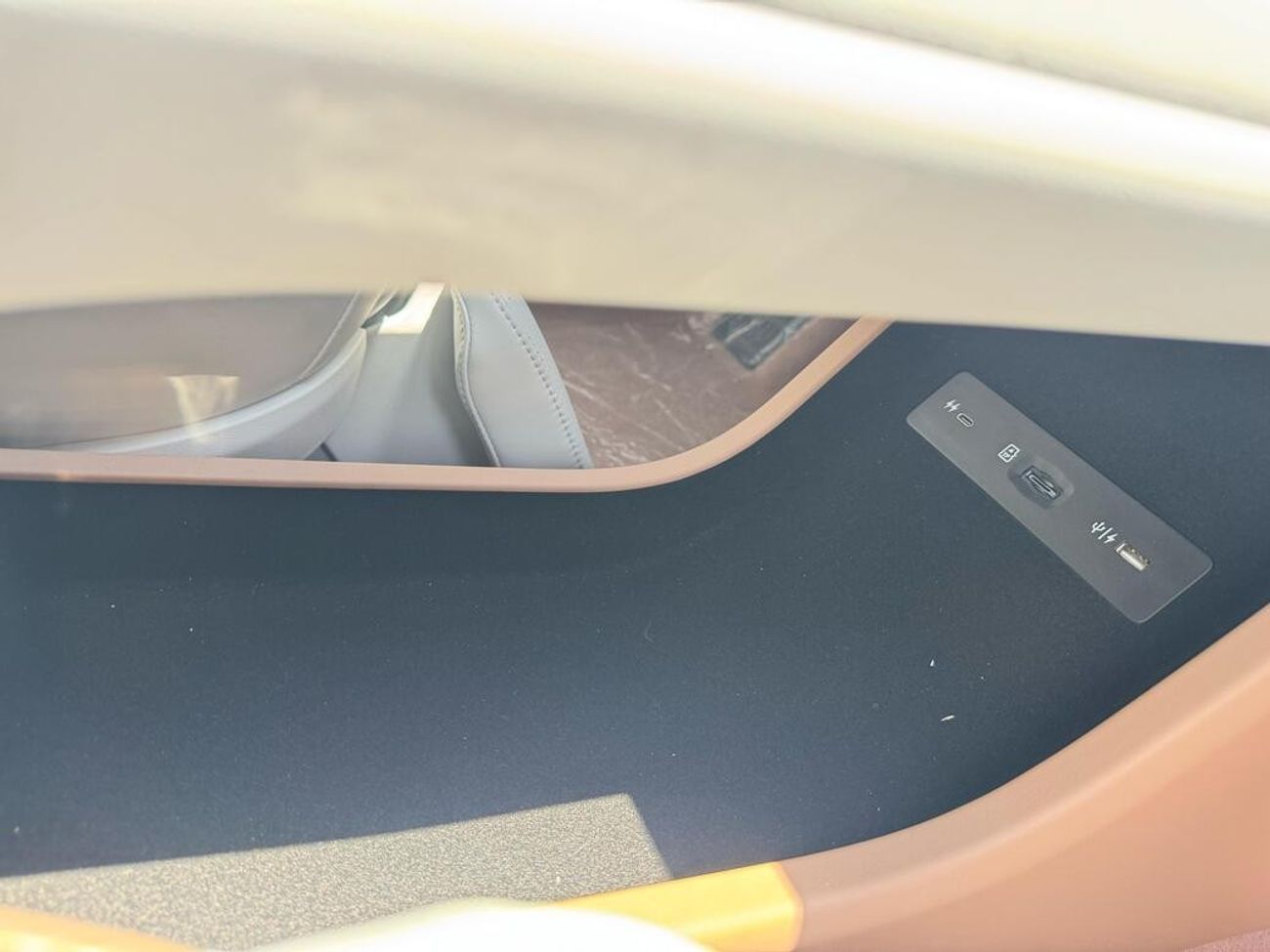 أفاتر 07 Avatr 07 2024/Available Finance And Warranty /20%Down Payment/3000AED Monthly Payment