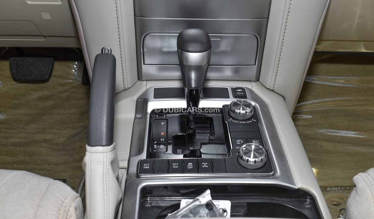 Toyota Land Cruiser TOYOTA LAND CRUISER VXR | 5.7L V8 | 2020 | GCC