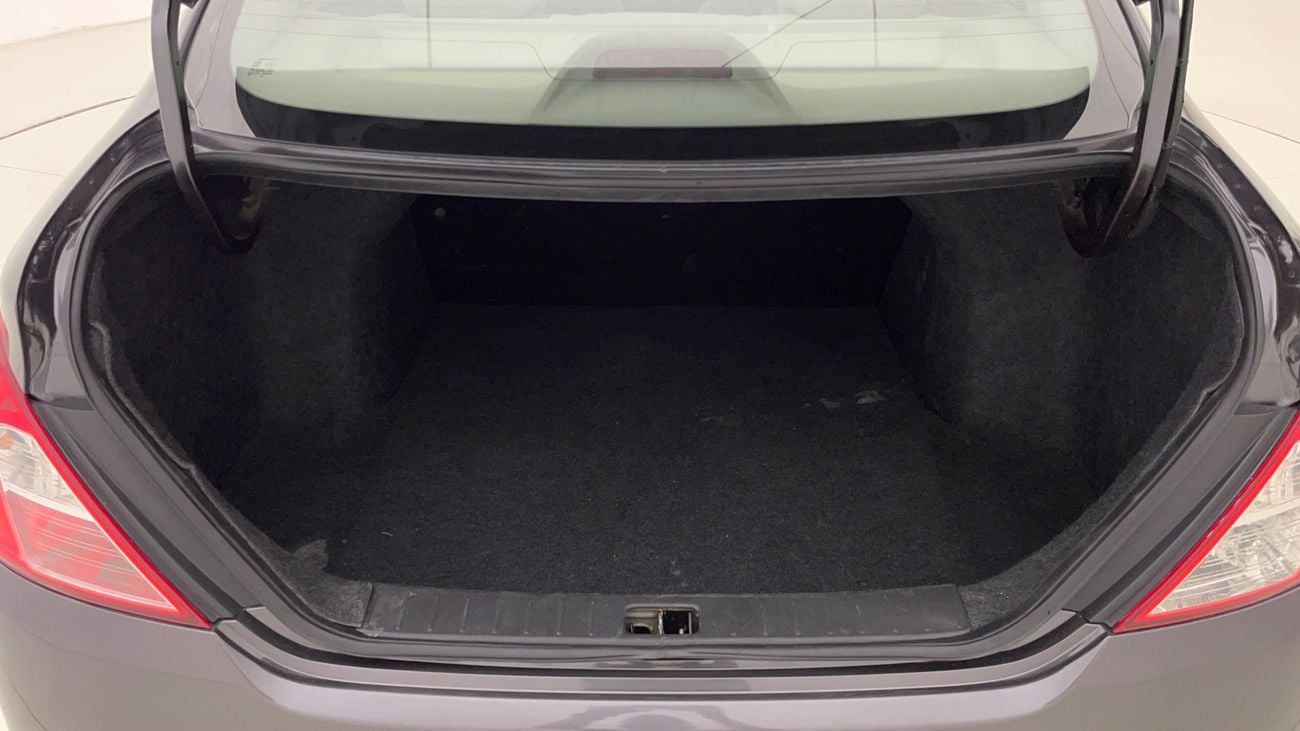 نيسان صني SV 1.5 | بدون دفعة مقدمة | اختبار القيادة في المنزل