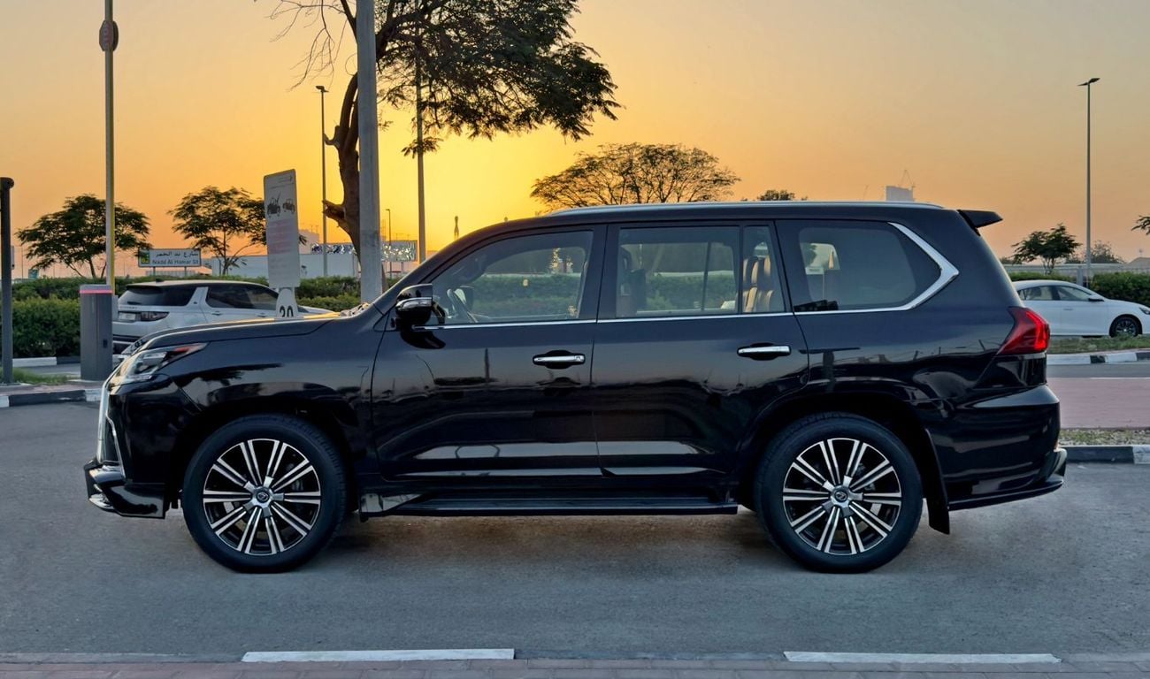 Lexus LX 570 Signature 5.7L