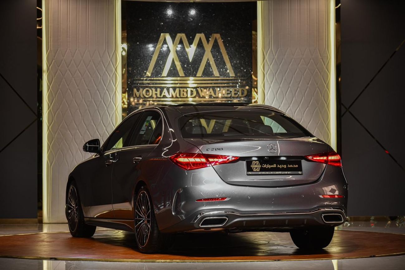 Mercedes-Benz C 200 ✔ Panoramic Roof ✔ Front/Rear sensors