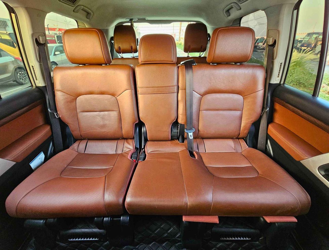 تويوتا لاند كروزر VXR 5.7 V8/ ORG SHAPE/ HYUDRAULIC/ FULL OPTION/ LOT# 55502