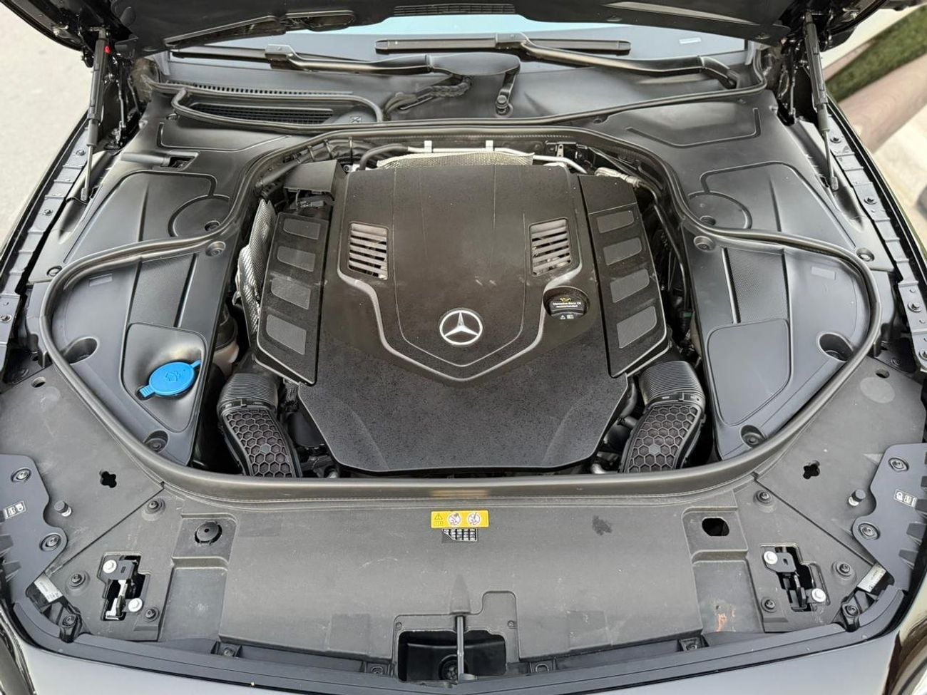 Mercedes Benz S560 EXCLUSIVE EDITION