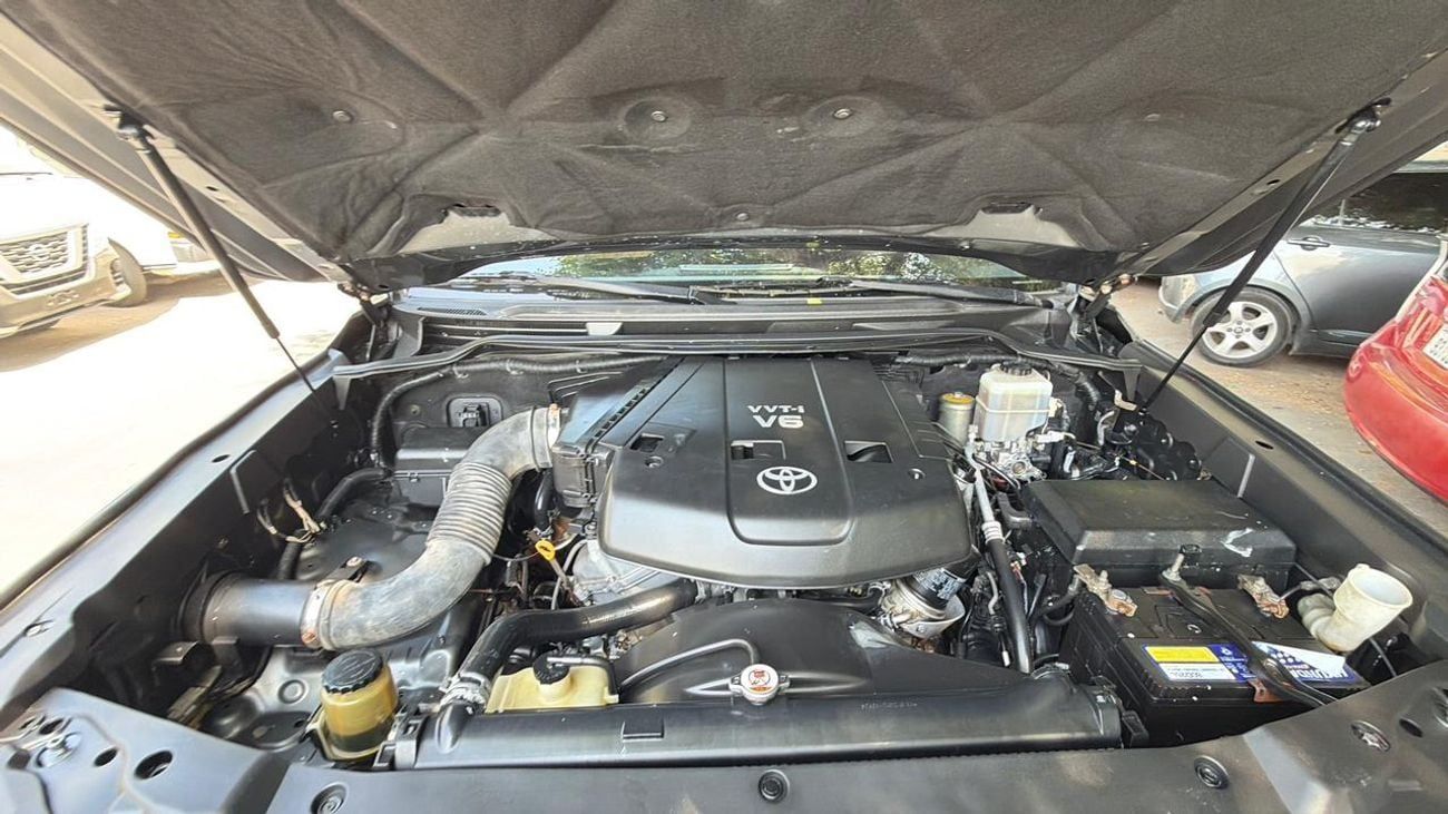 تويوتا لاند كروزر -