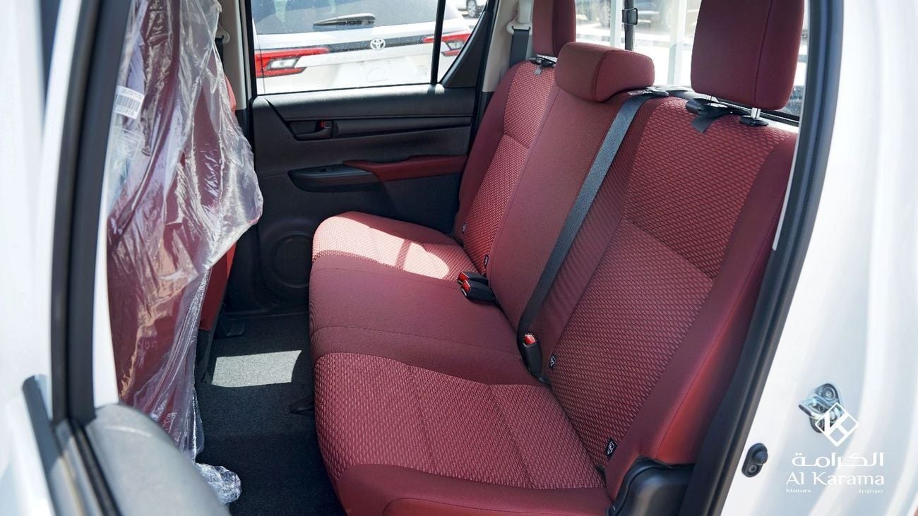 تويوتا هيلوكس GL D-4D - 2.4L | Manual Transmission | Bed Liner | GCC Specs | Zero KM