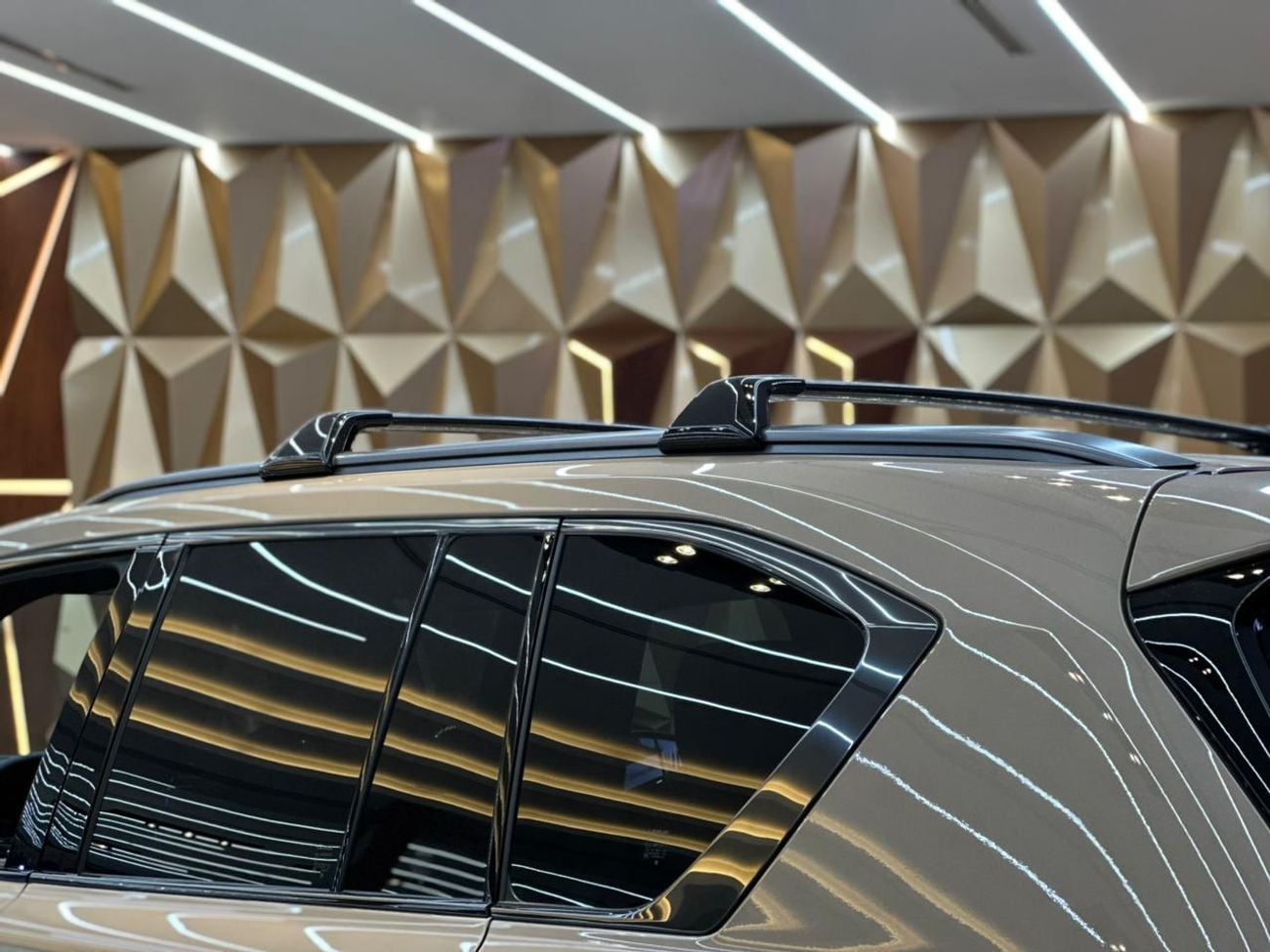 لكزس LX 700h Brand New LX700h Overtrail In Stock