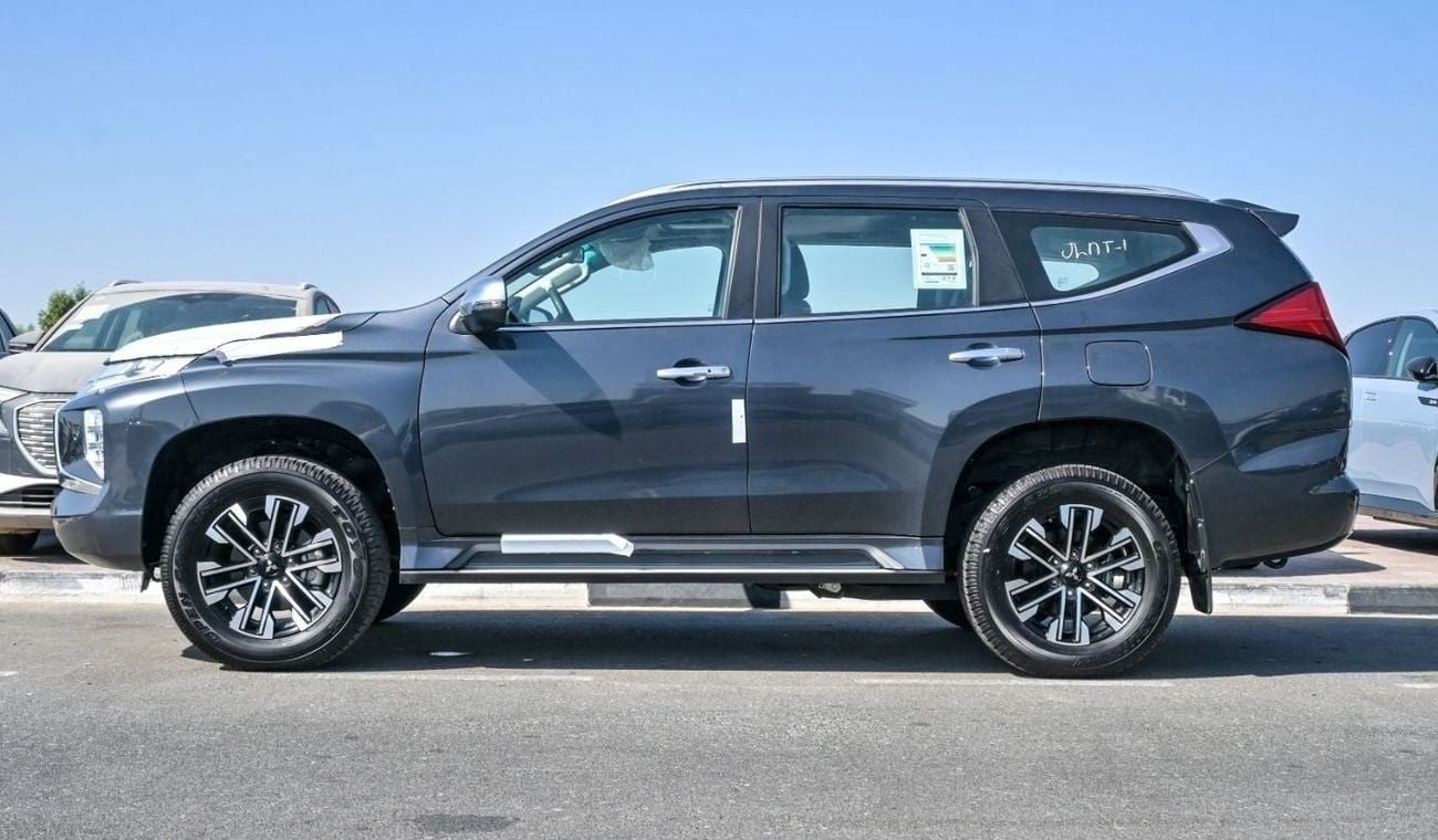 ميتسوبيشي مونتيرو سبورت Brand New Mitsubishi Montero Sport 2023 Export 3.0L A/T 4WD Petrol|Grey/Black|MONTEROSPORTGLS|