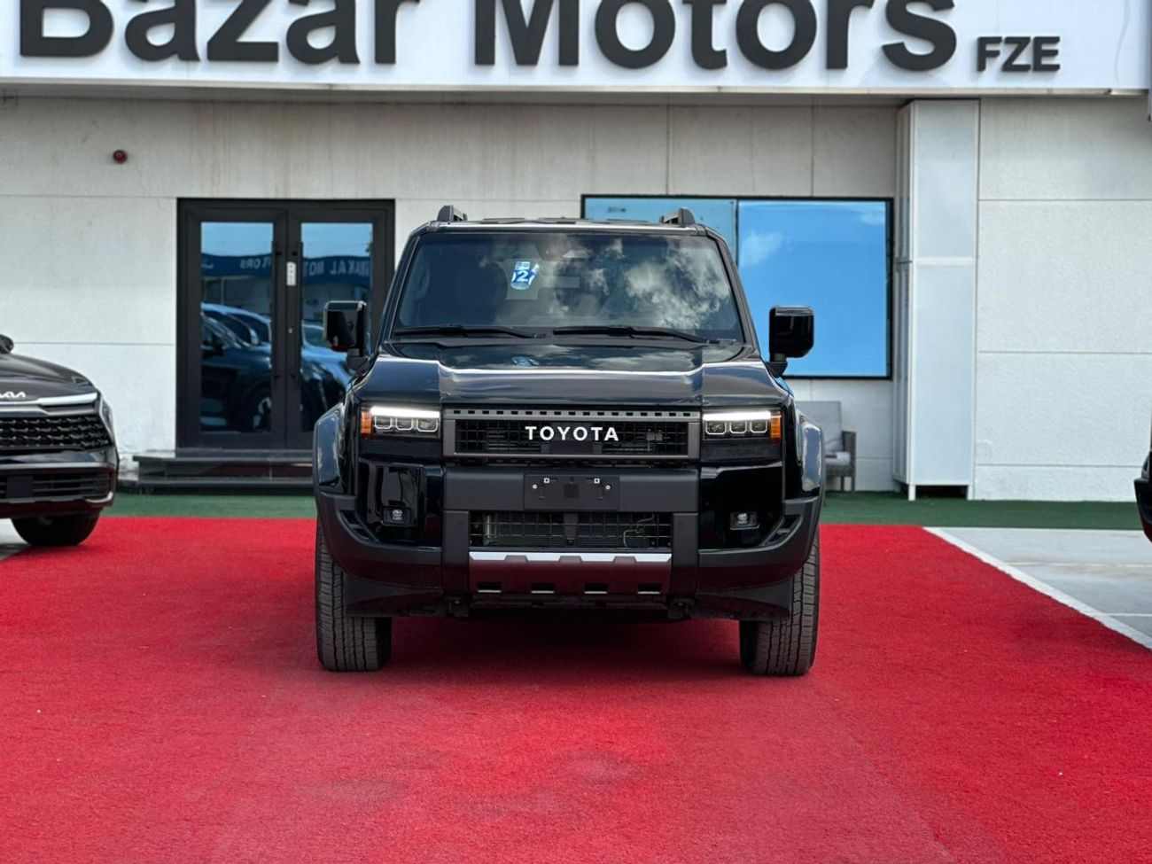 تويوتا برادو Brand New Hybrid Prado 5 seats Adventure in stock different colors