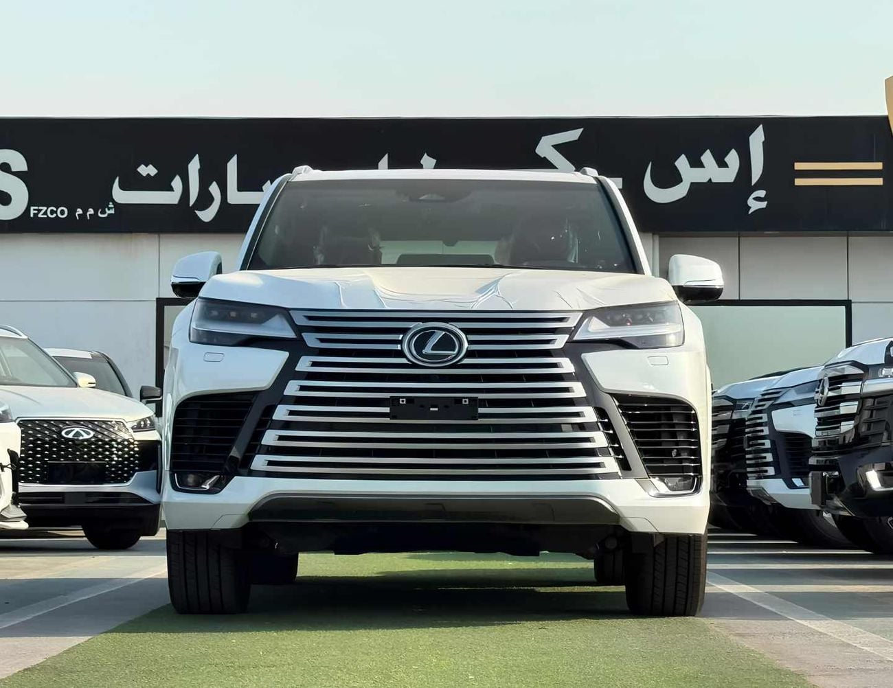لكزس LX 700h SIGNATURE || AUTOPARK | 3.5L HEV V6 | 360*CAMERA | SUNRROF | LETAHER WITH PWR SEATS (CODE # LX7S1)