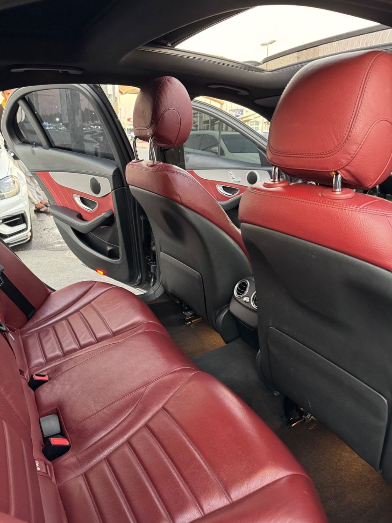 مرسيدس بنز C 200