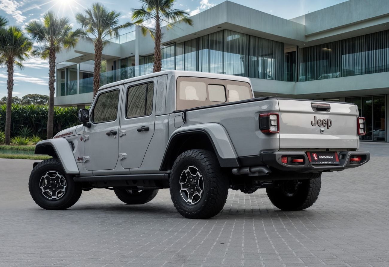 جيب جلادياتور Gladiator Sand Runner | 3,423 P.M | 0% Downpayment | Jeep Warranty til Feb 2027!
