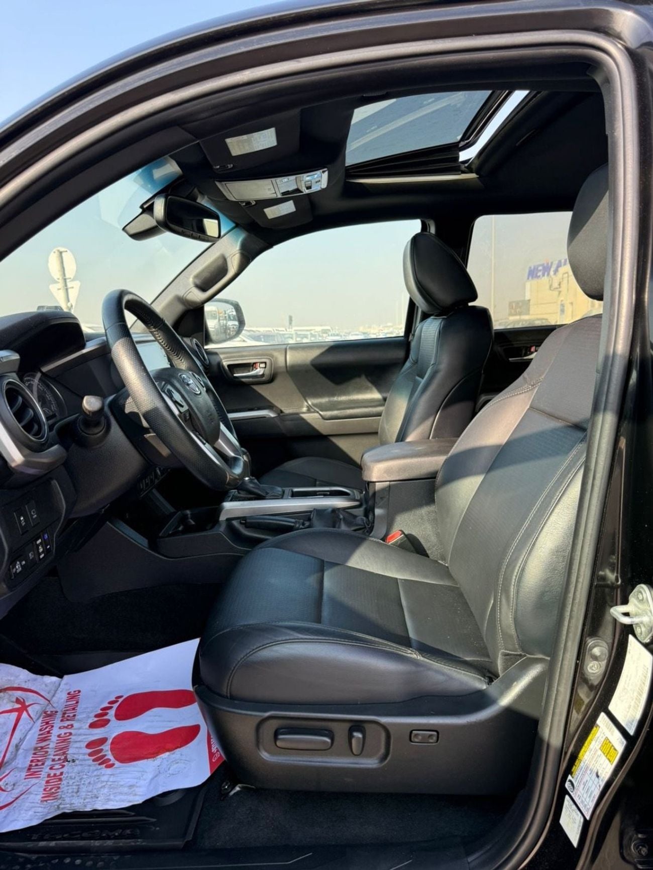 Toyota Tacoma Limited 4x4 Drive Sunroof 360 camera leather seat full option