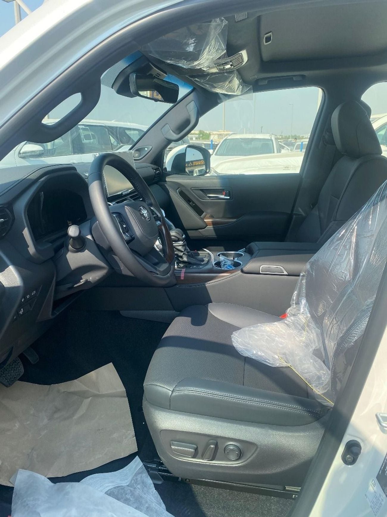 تويوتا لاند كروزر TOYOTA LAND CRUISER LC300 GXR 3.5 2025