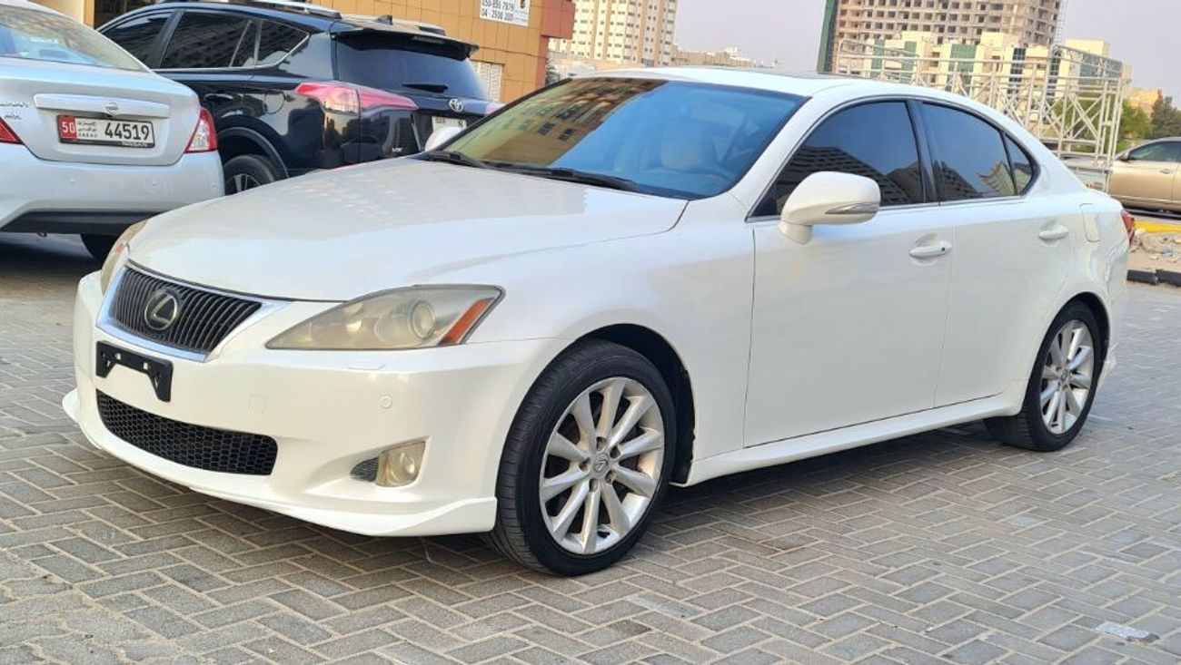 Lexus IS300 LEXUS IS300 GCC 2009