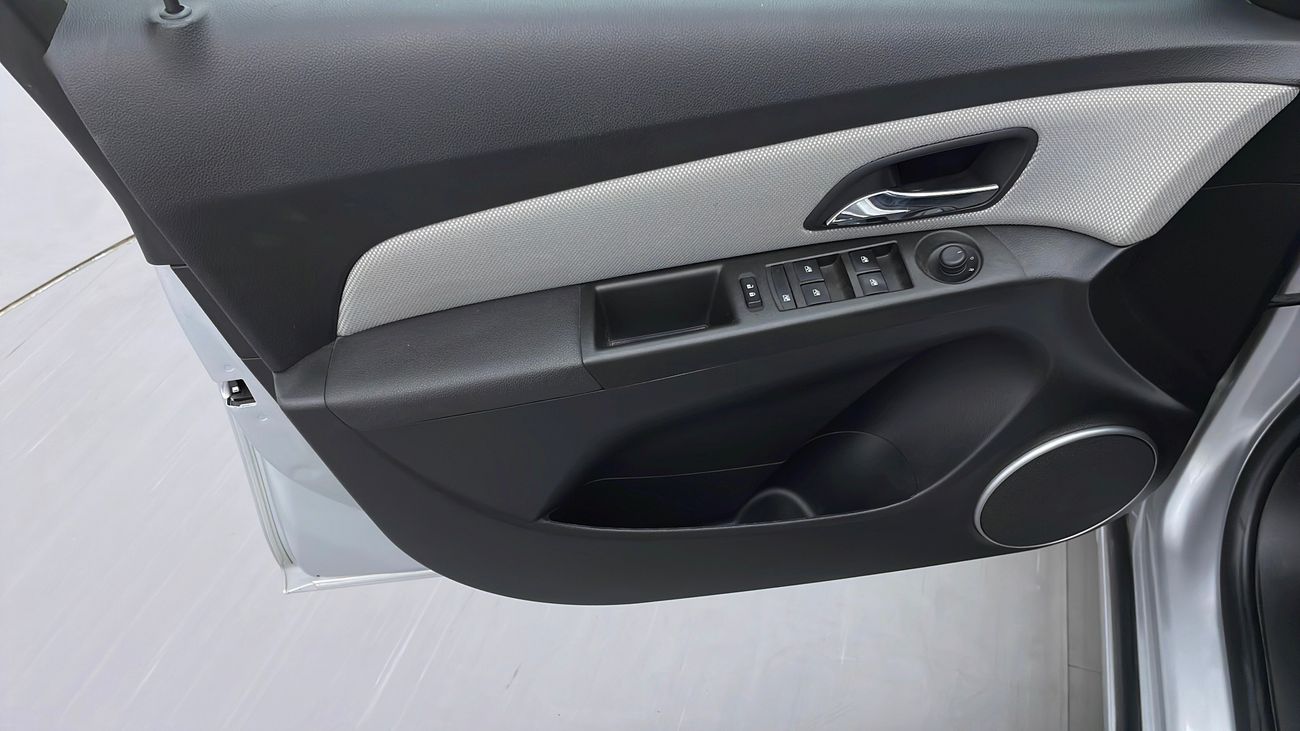 Chevrolet Cruze LS 1.8 | Under Warranty | Inspected on 150+ parameters