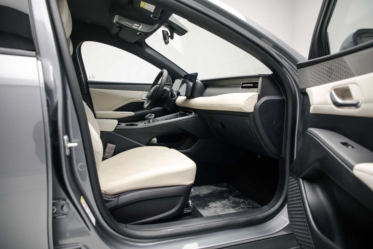 BYD QIN PLUS DM-i ID Leading Version 1.5L - Grey Inside Beige | Export Only