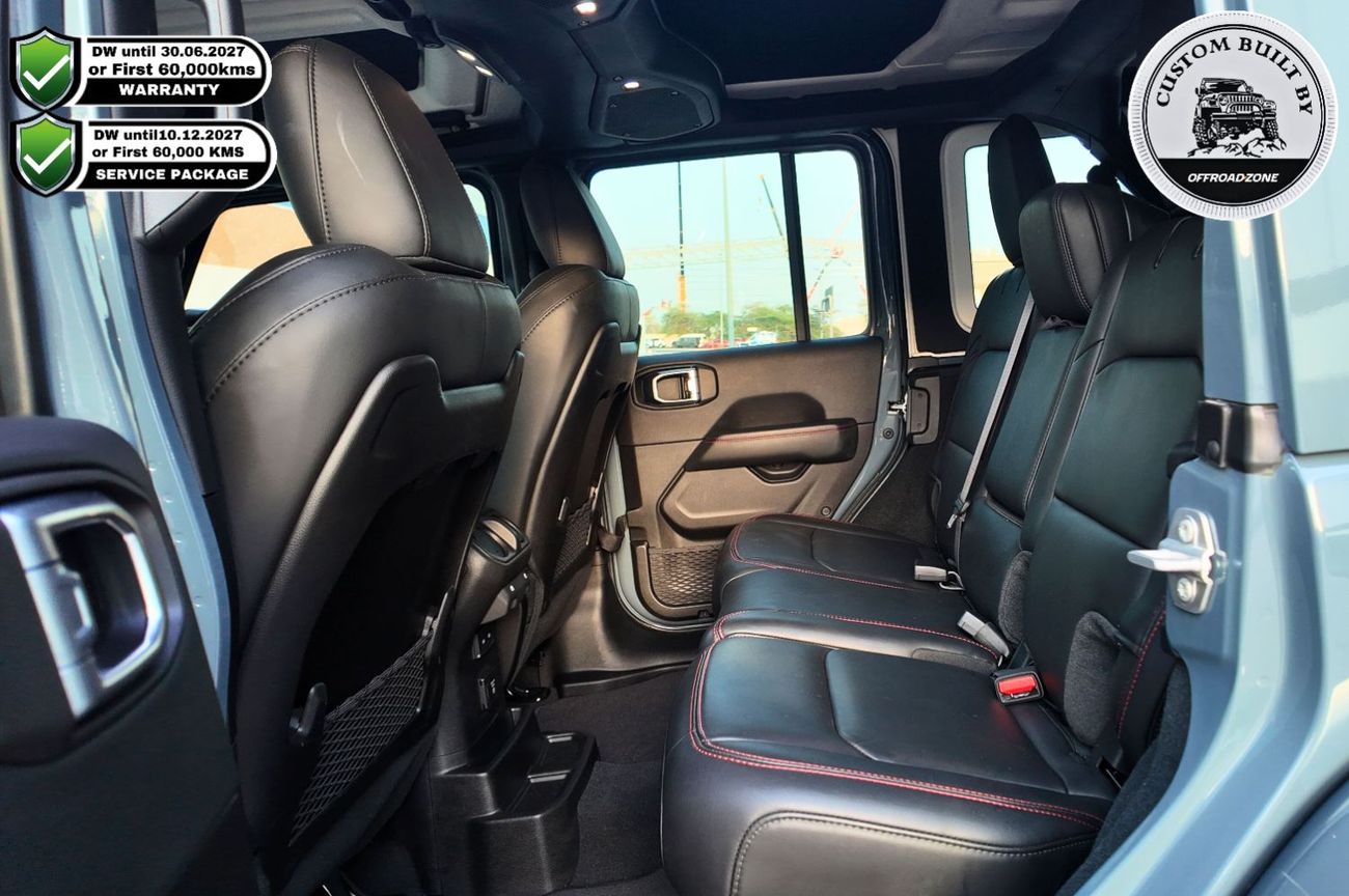 Jeep Wrangler Unlimited Rubicon 3.6L / 3 Years Dealer Warranty and 3 Years Dealer Service Package