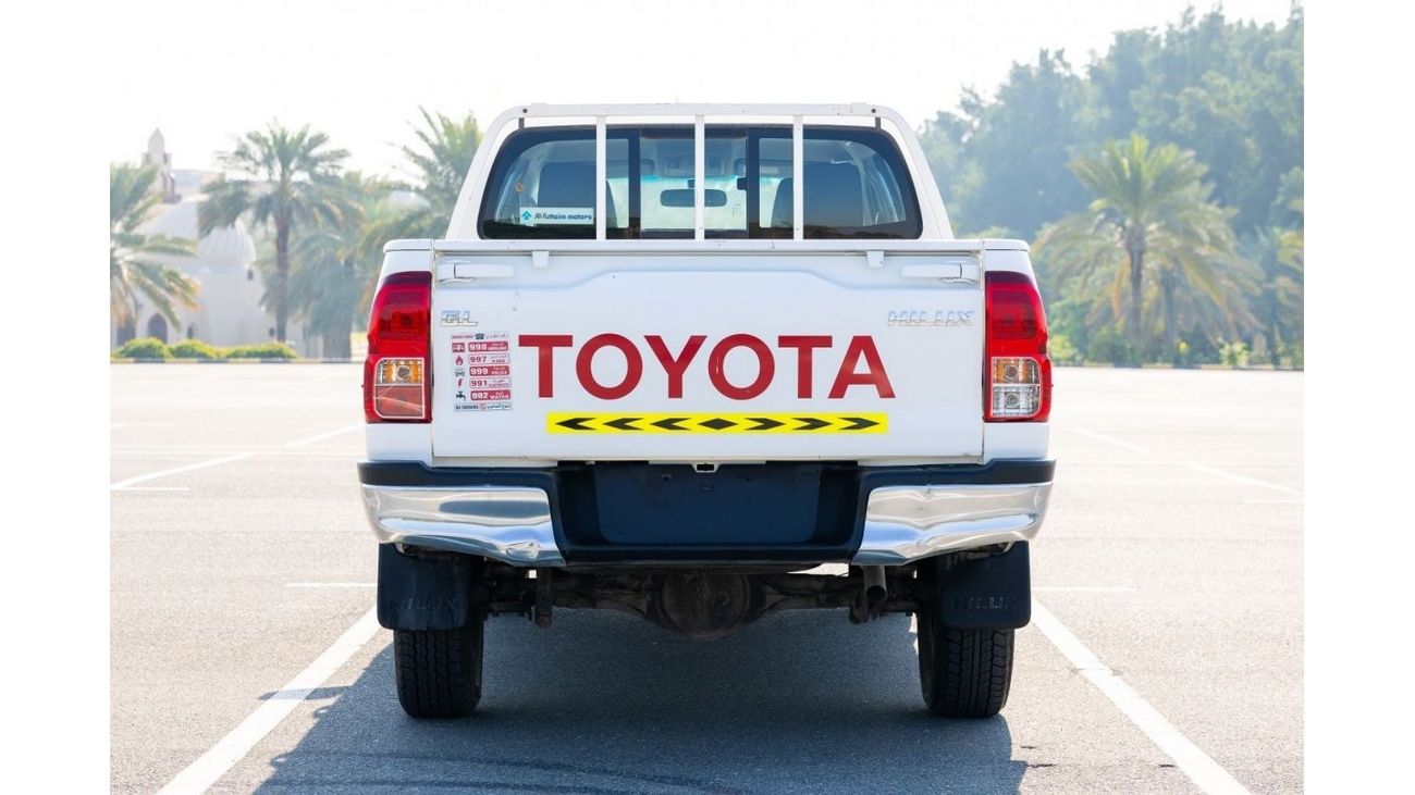 Toyota Hilux GL 2018 / 2.7L 4x4 A/T Petrol Engine | GCC Specs | Low Mileage | Best Price in the Market