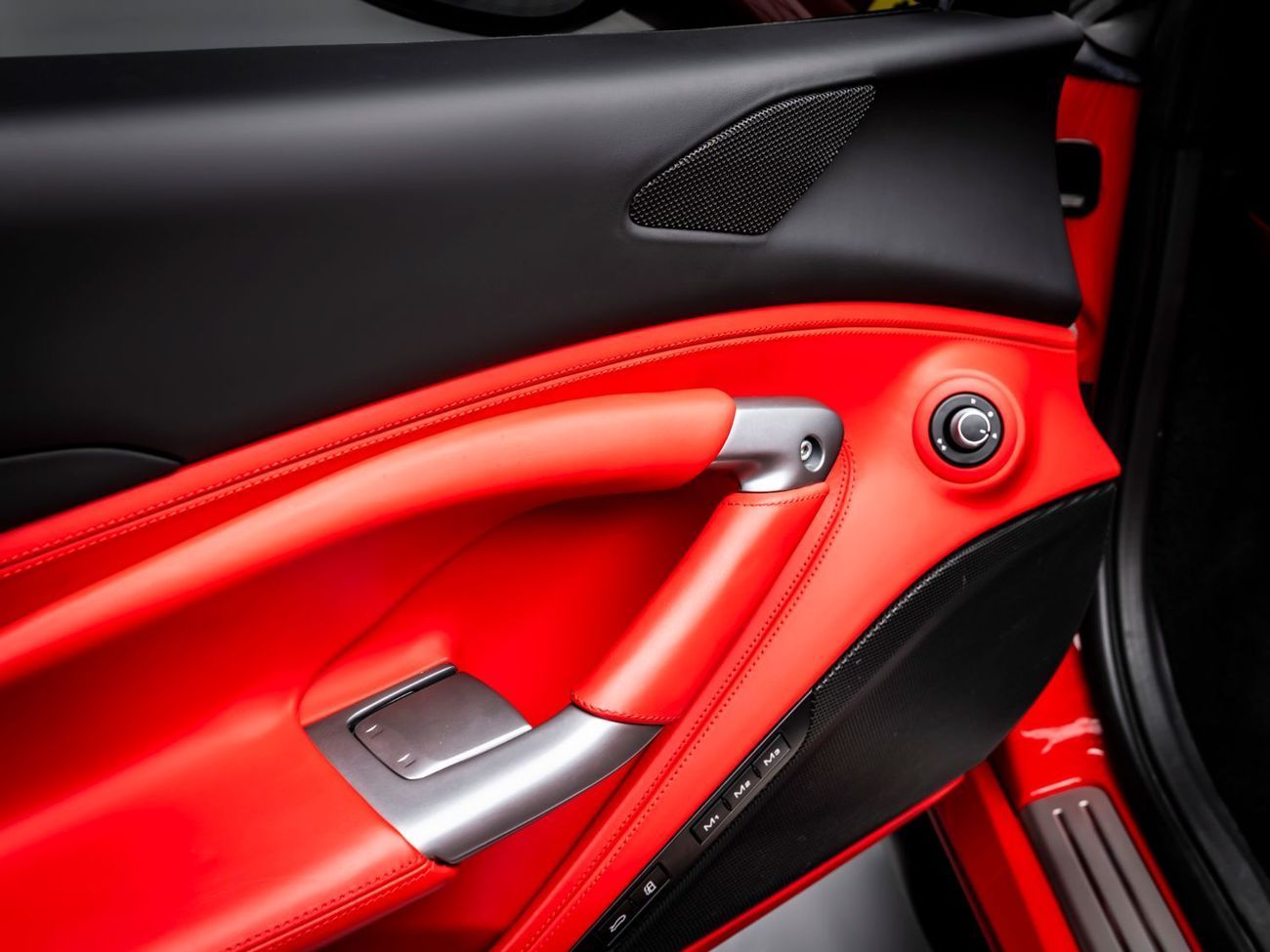 فيراري ف ٨ سبيدر 3.9T V8